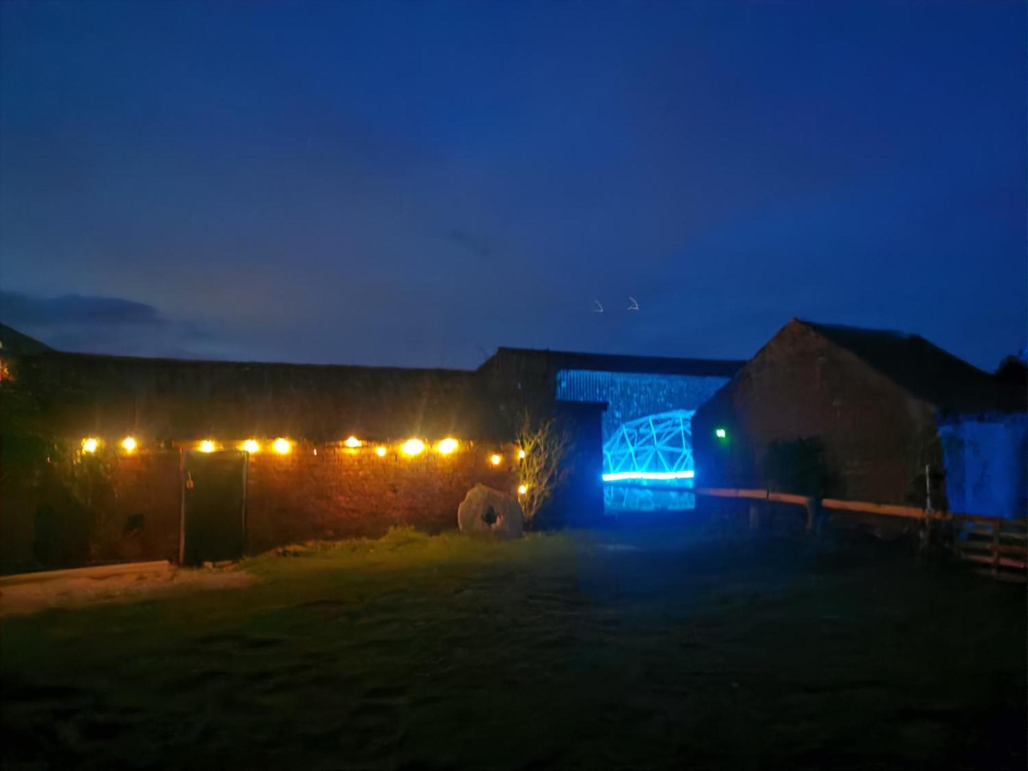 Lincoln Big Green Dome, Hot Tub, Projector, Firepit Washingborough Εξωτερικό φωτογραφία